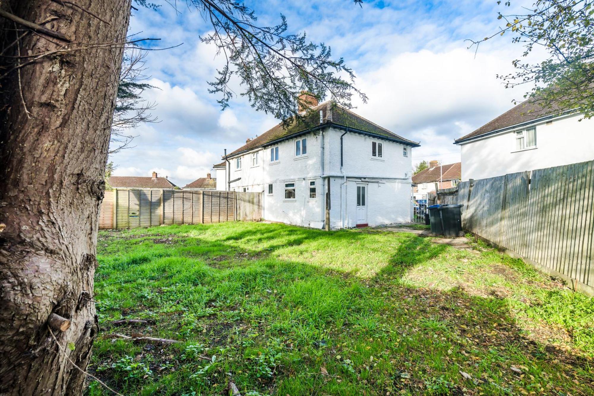 3 Bdr House In Kingston Upon Thames, London Waterloo In 30 Mins * Kingston upon Thames (Greater London)