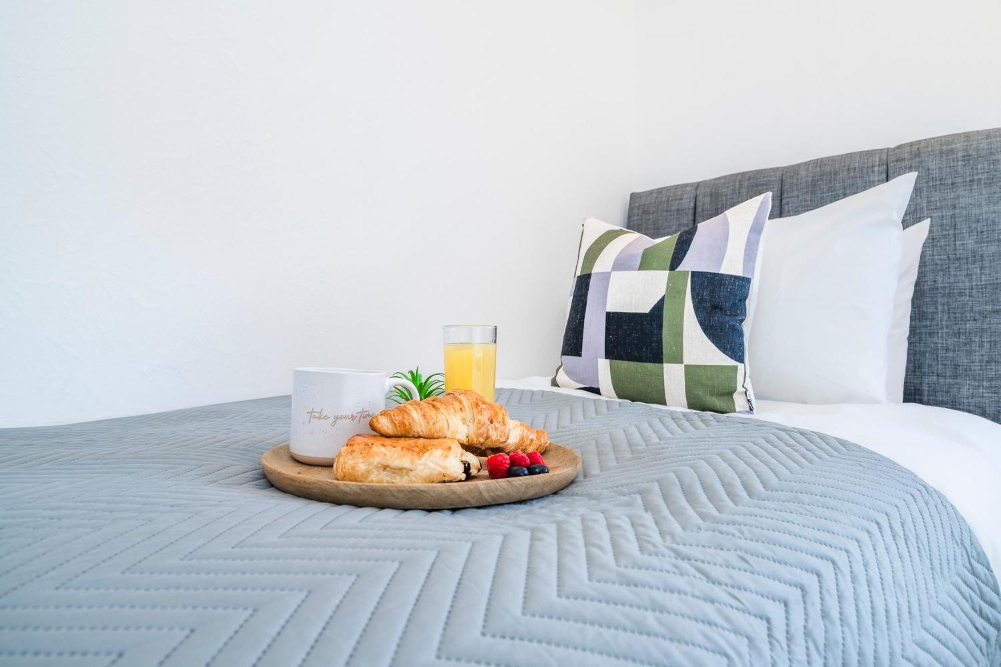 3 Bdr House In Kingston Upon Thames, London Waterloo In 30 Mins Kingston upon Thames (Greater London)